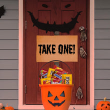 Load image into Gallery viewer, M&M'S Peanut, SNICKERS, STARBURST & SKITTLES Fun Size Individually Wrapped Halloween Candy Variety Pack, 19.44 oz Bulk Candy Bag