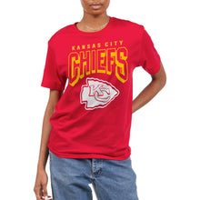 Load image into Gallery viewer, Junk Food Clothing x NFL - Kansas City Chiefs - Bold Logo - Unisex Adult Short Sleeve Fan T-Shirt for Men and Women - Size XX-Large