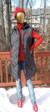 Load image into Gallery viewer, Plus Size Quilted Women&#39;s Sleeveless Hooded Winter Coat with Embroidered DST
